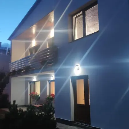 Na Kvetnej - Vlastna Zahrada, Parkovanie * 波普拉德