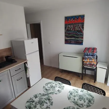 Apartmán Na Kvetnej - Vlastna Zahrada, Parkovanie *
