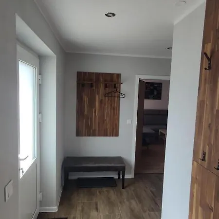 Na Kvetnej - Vlastna Zahrada, Parkovanie * 波普拉德