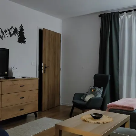 Na Kvetnej - Vlastna Zahrada, Parkovanie
