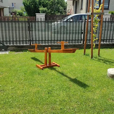 Na Kvetnej - Vlastna Zahrada, Parkovanie * 波普拉德