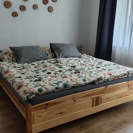 Na Kvetnej - Vlastna Zahrada, Parkovanie * Poprad